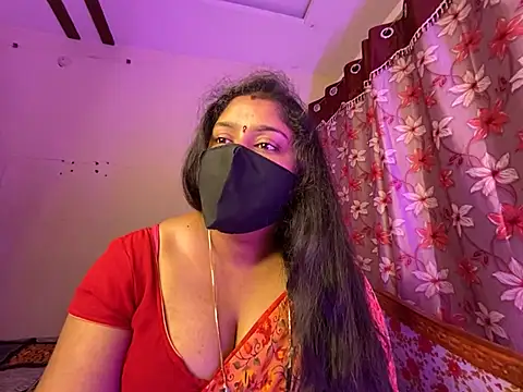 LouleyRanii's Live XXX Chat