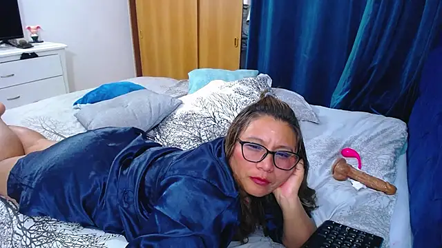 แชท XXX สดของ mondirty70