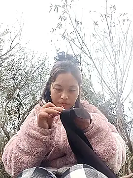 Alice-567 élő XXX-chatje