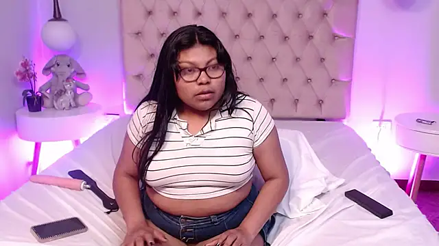 Chat XXX Live Kiri_Black_