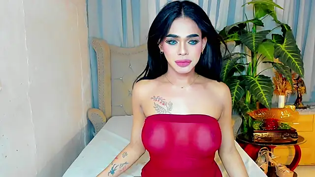 MochaliciousTransOnTop's Live XXX Chat