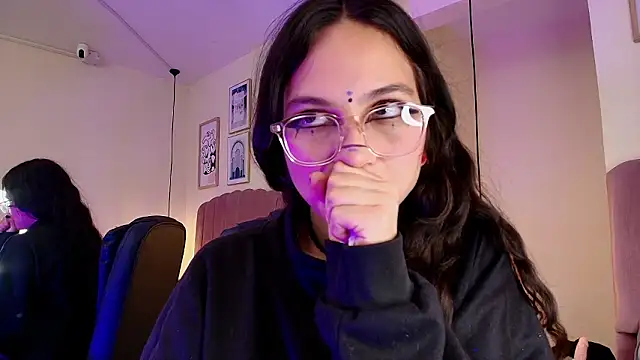 Hanabie_'s Live XXX Chat