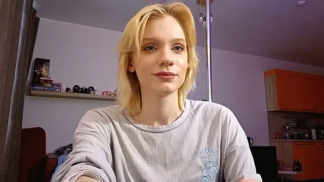 AuraNevera's Live XXX Chat