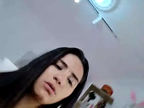 MIA25___'s Live XXX Chat