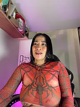 Czat XXX na żywo – AsianMilfSheryl