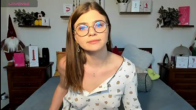 HaleyReedme's Live XXX Chat