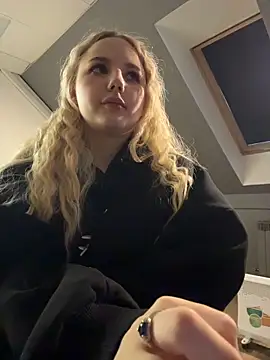 Sky_Cutie's Live XXX Chat