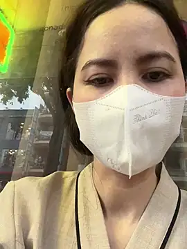 bi_biii 在線直播表演