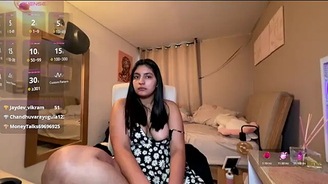 cloe_small Chat XXX live