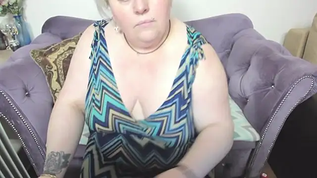 fashiona's Live XXX Chat