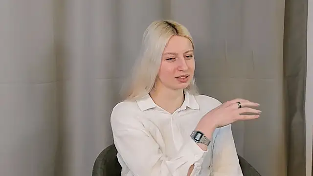 VellaKlaus 即時 XXX 聊天