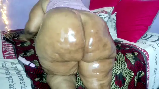 wilmaassylum's Live XXX Chat