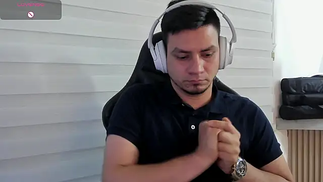 Rick_Adams' Live XXX Chat