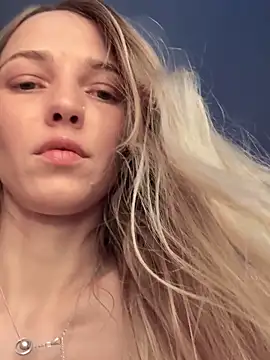 Adelina0001 – Naživo XXX chat