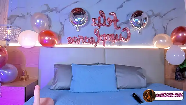 ValSmith_ Chat XXX live