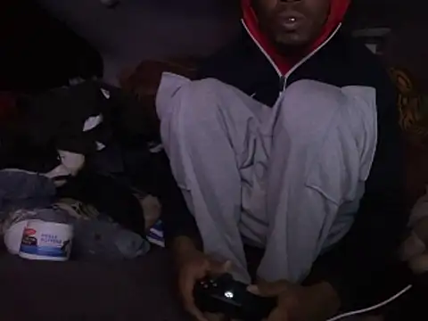 SlimeCrownzOut5's Live XXX Chat