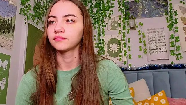 Fit_Brunette_ Live XXX-Chat