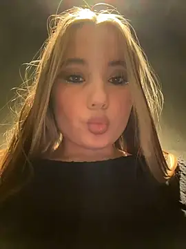 Czat XXX na żywo – VineraSweet