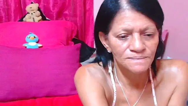 Chat XXX en directo de SLUTTYROXY