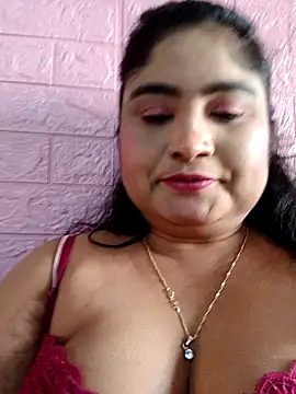 hornyriyanka's Live XXX Chat