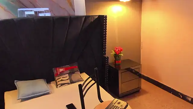 Živý XXX chat axel_valtier