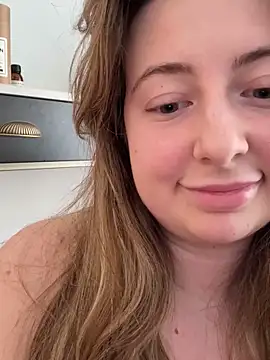 curvyflawless' Live XXX Chat