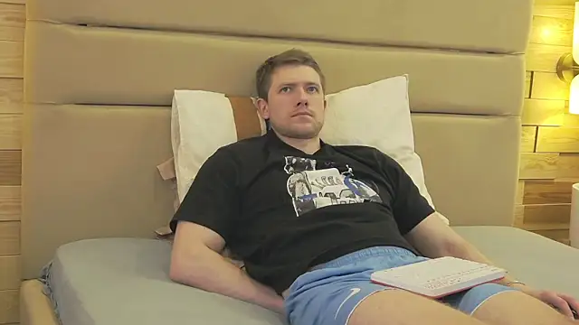 EthanPinkman's Live XXX Chat