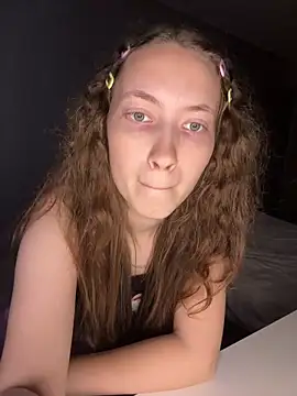 Holy_Polyn Live XXX chat