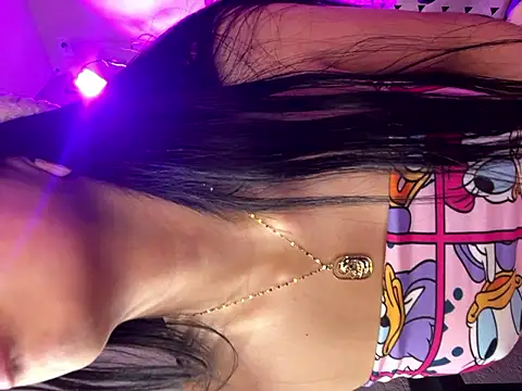 NatsroseのライブXXXチャット