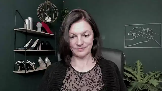 Chat +18 de VivianWILD ao vivo