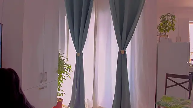 Kaylynn 即時 XXX 聊天