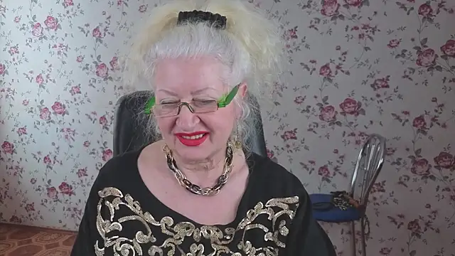 Maya_Mayflower's Live XXX Chat