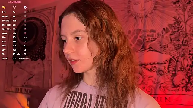 Chat +18 de IrisPurrphy ao vivo