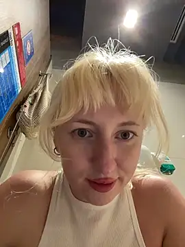 Онлайн чат XXX RonnieKiss