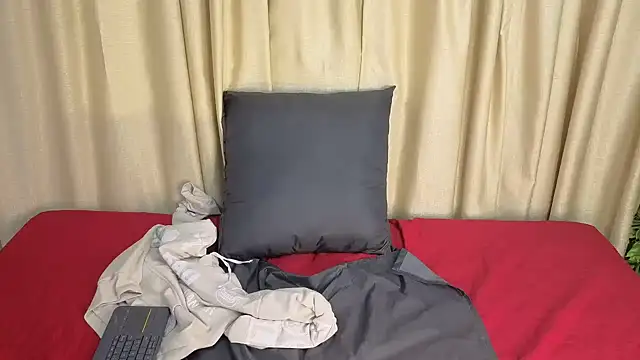 Онлайн чат XXX ahsly_Zam