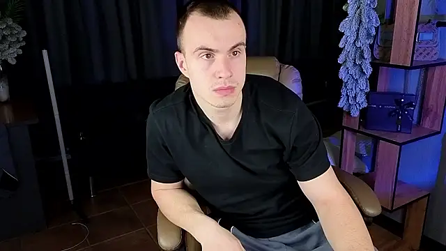 Kris_Braun: онлайн-секс-чат