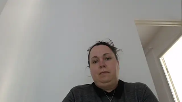 Chat +18 de WendyRhoades ao vivo