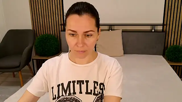 Онлайн чат XXX DitaNoir