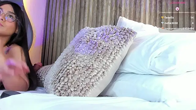 Chat XXX en directo de FiorelaSton