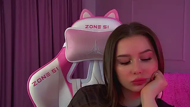 DianaVert's Live XXX Chat