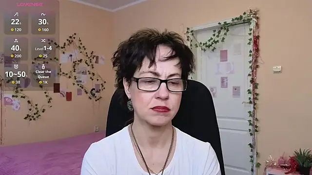 Ronda_Roni: онлайн-секс-чат