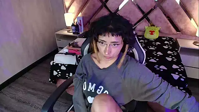 Babyyrasta666 现场XXX聊天