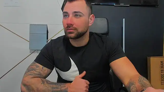 DuncanStone's Live XXX Chat