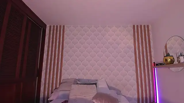 PamelaReall – Naživo XXX chat