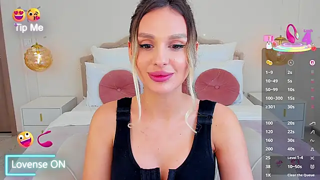 MissLoou's Live XXX Chat