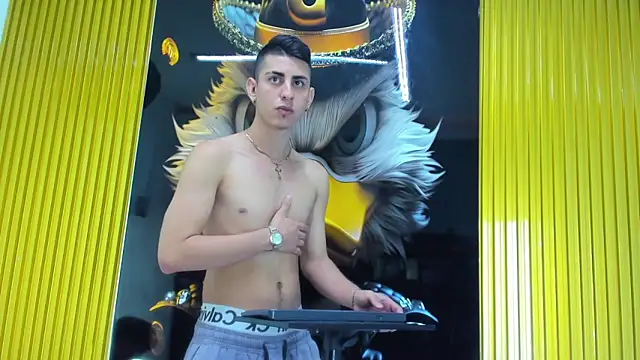 Iam_Steven's Live XXX Chat