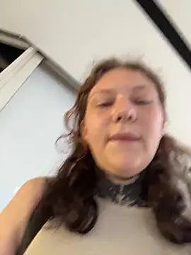 Chatroom XXX en direct de FionaMurr