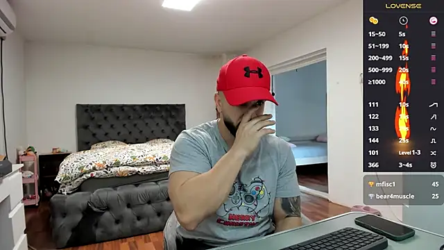 supermanboy94のライブXXXチャット