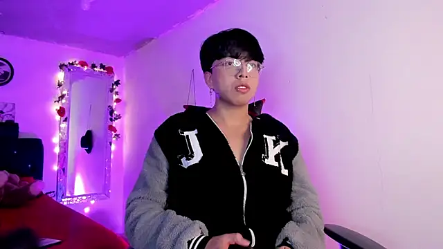 AnggelONfiree's Live XXX Chat