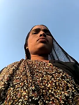 Hot_raaani's Live XXX Chat